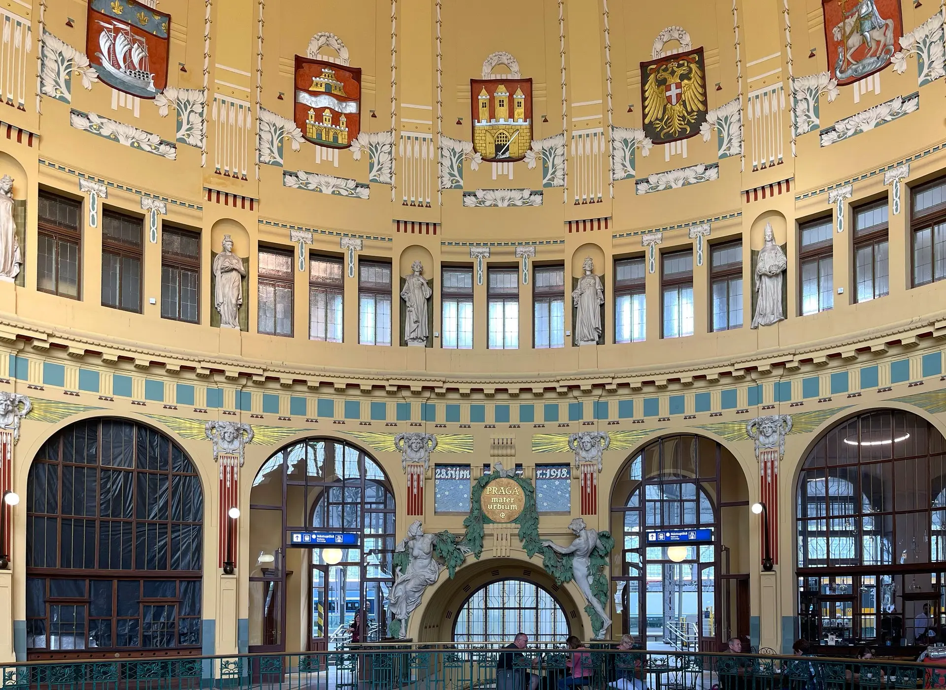 Hlavní nádraží - uvnitř